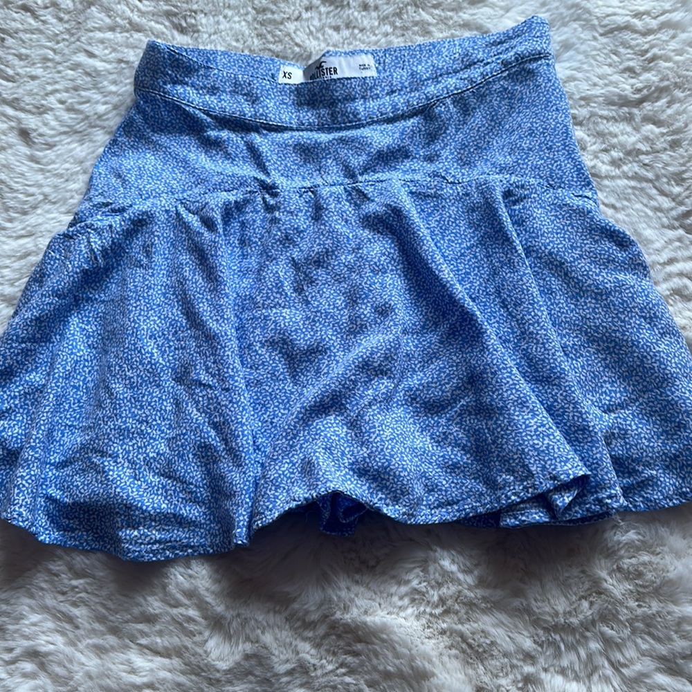 Hollister High rise skirt